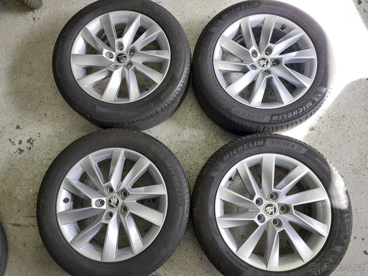 Originál alu kola 17" na Škoda Superb III. letní Michelin