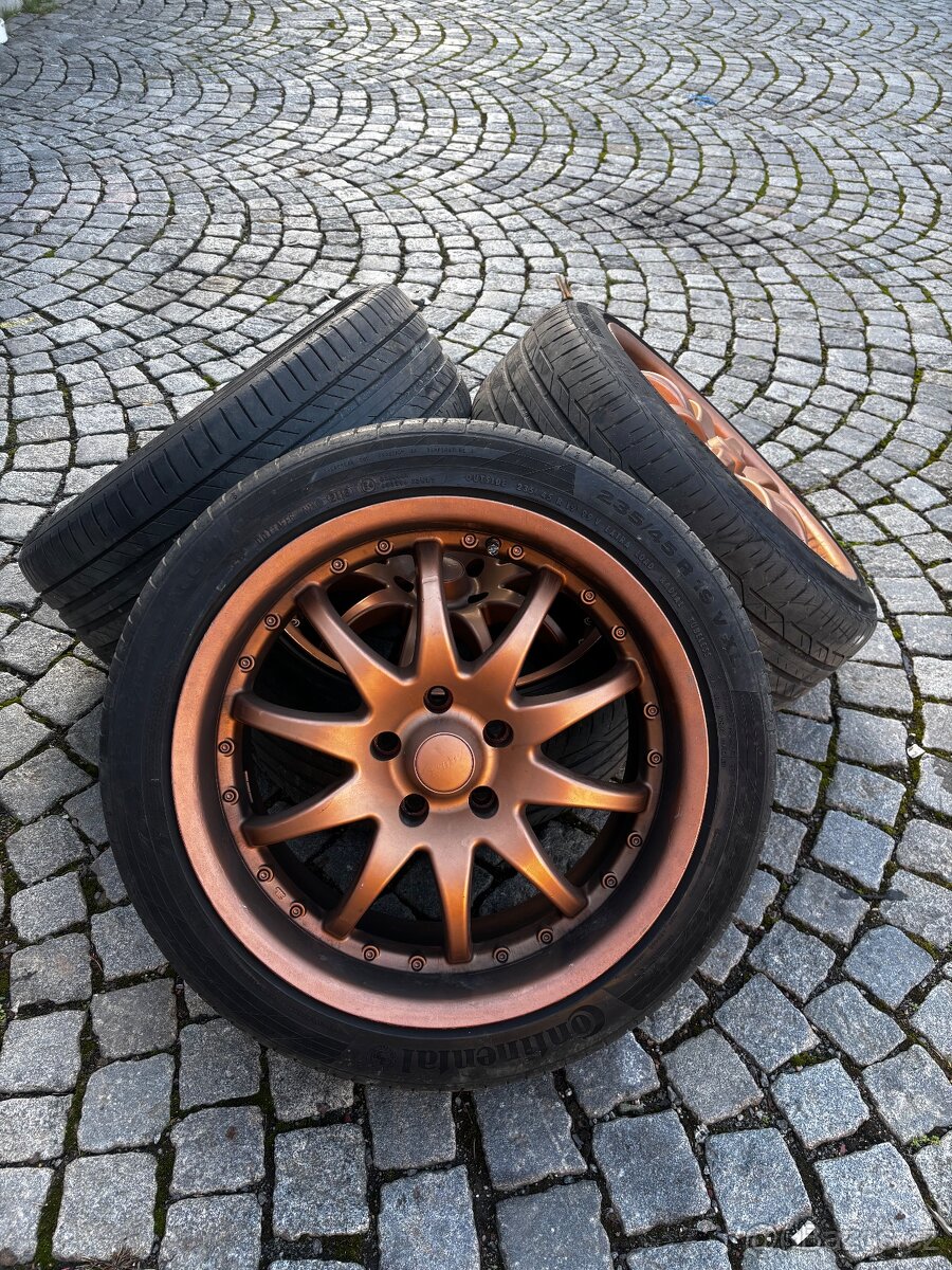 BMW kola 5x120 r19 dvourozměrné pneu