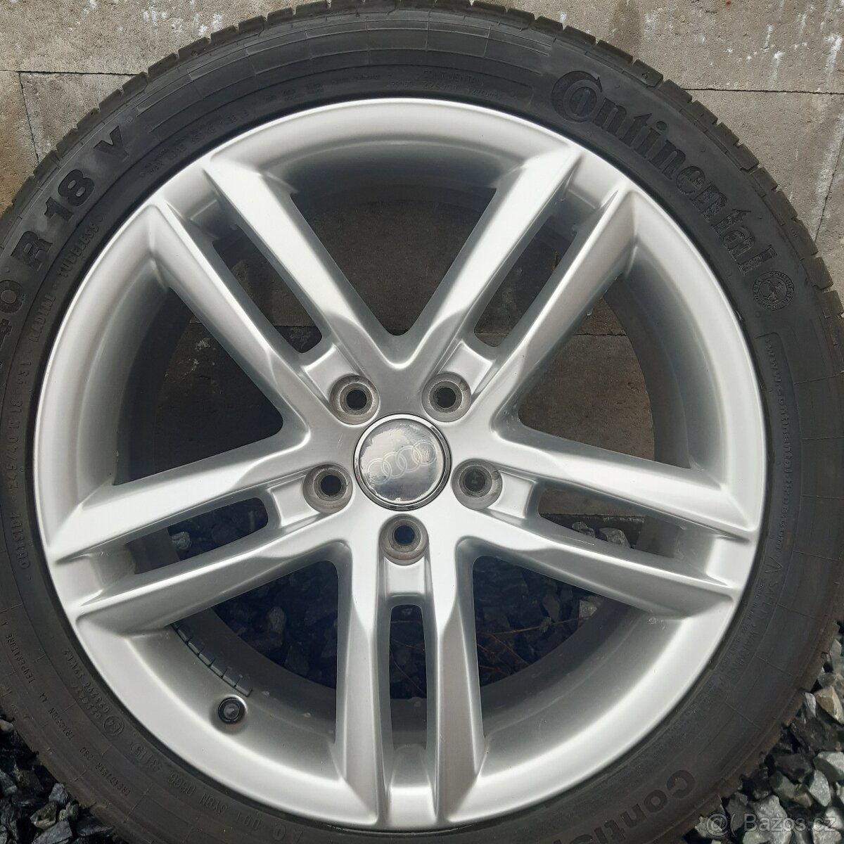 Alu kola R18 245/40 Audi