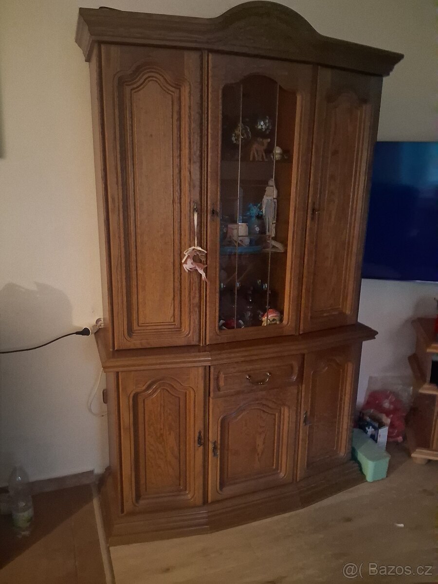 Komoda skřín rustikalní 130x210 hl 45 cm