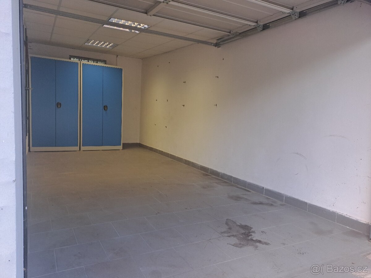 pronájem garáže, 19m², ul. Veleslavínova