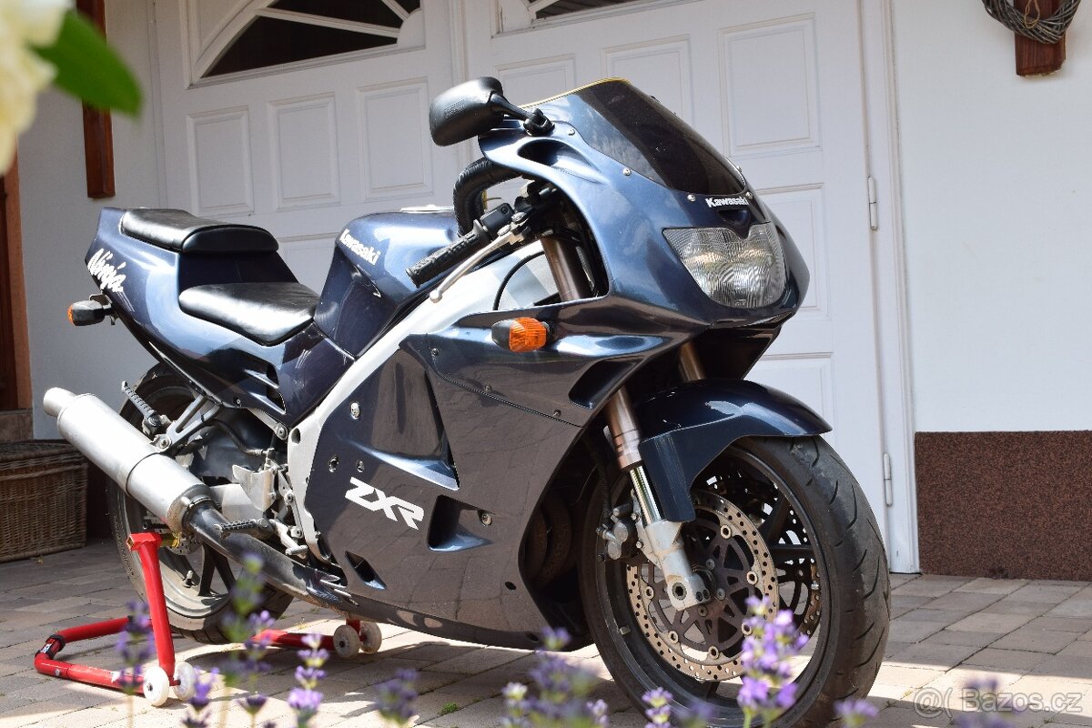 KAWASAKI ZXR 250