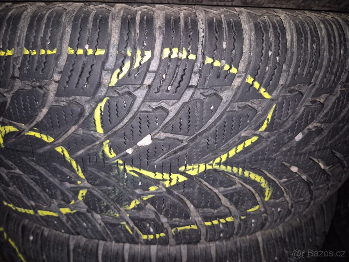 Zimní gumy NOKIAN WR SUV 4 225/55 R18 XL