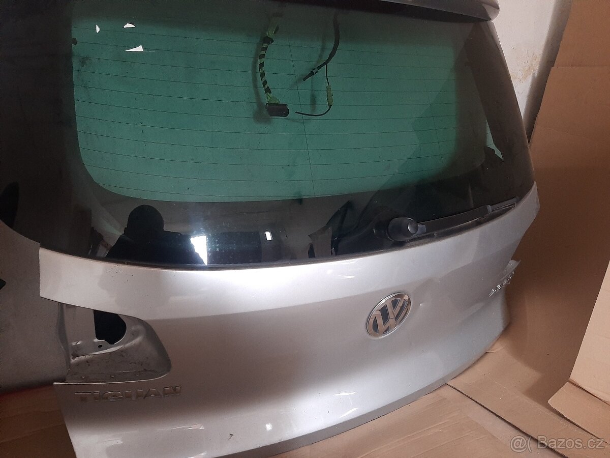 Dvere Volkswagen Tiguan dveře seat leon