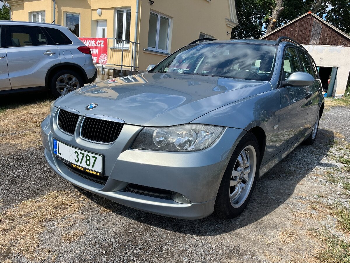 320d ++++++++ MOC PĚKNÝ STAV++++++++