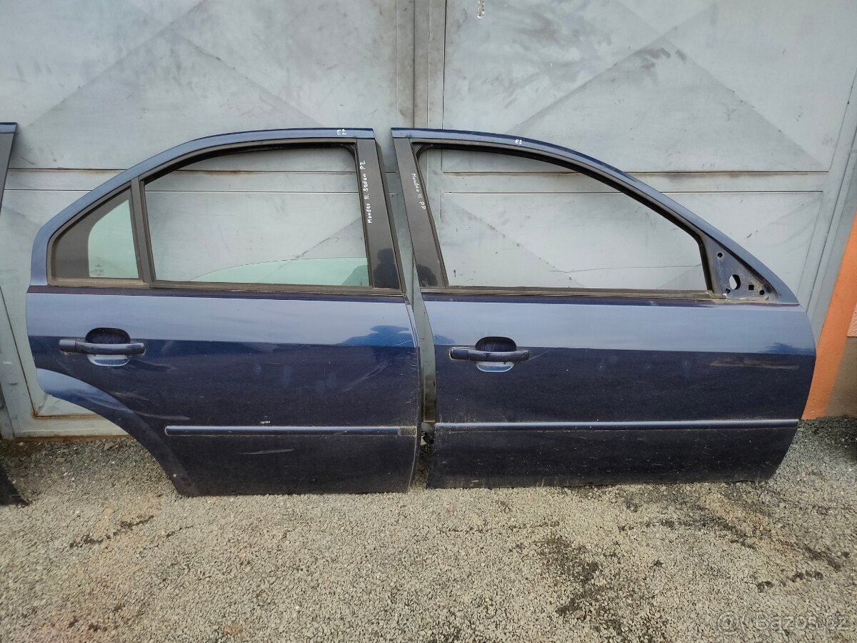 Dveře Mondeo III sedan - barva E2