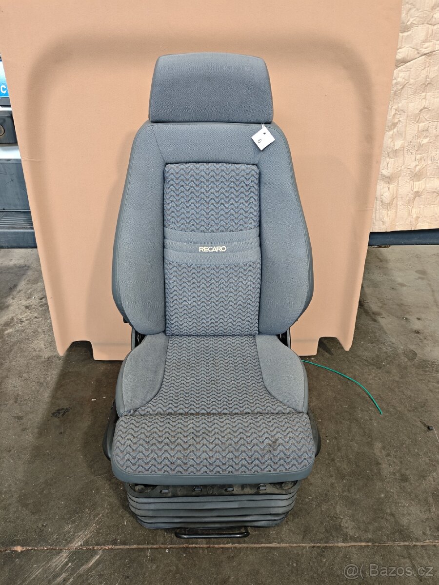 Recaro Ergomed - elektrické nastavení, spolujezdec