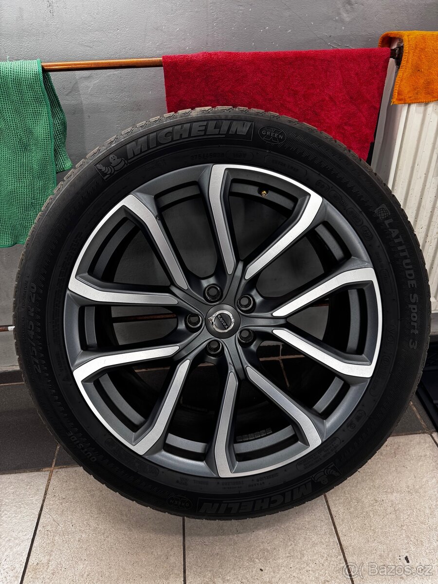 Kola Volvo xc90 r20