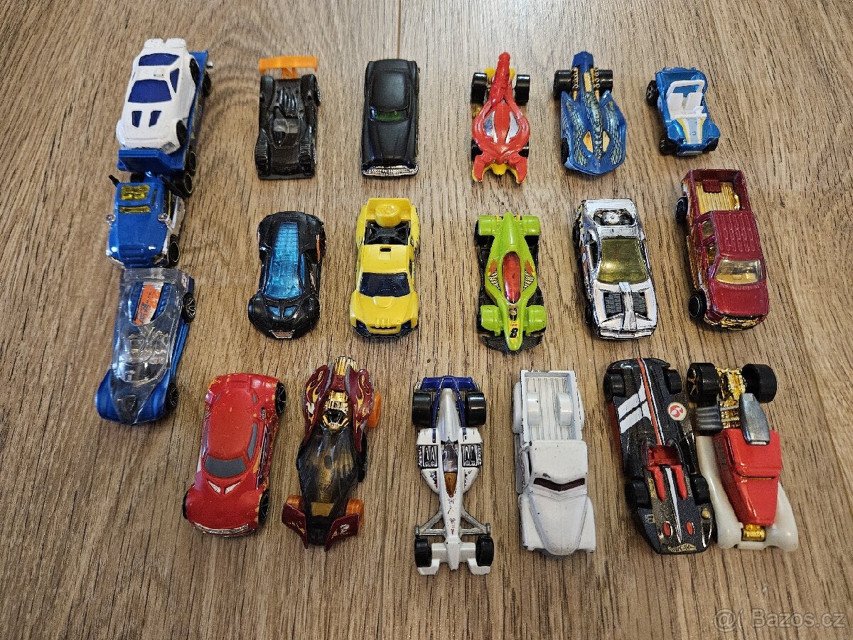 Autíčka Hot Wheels