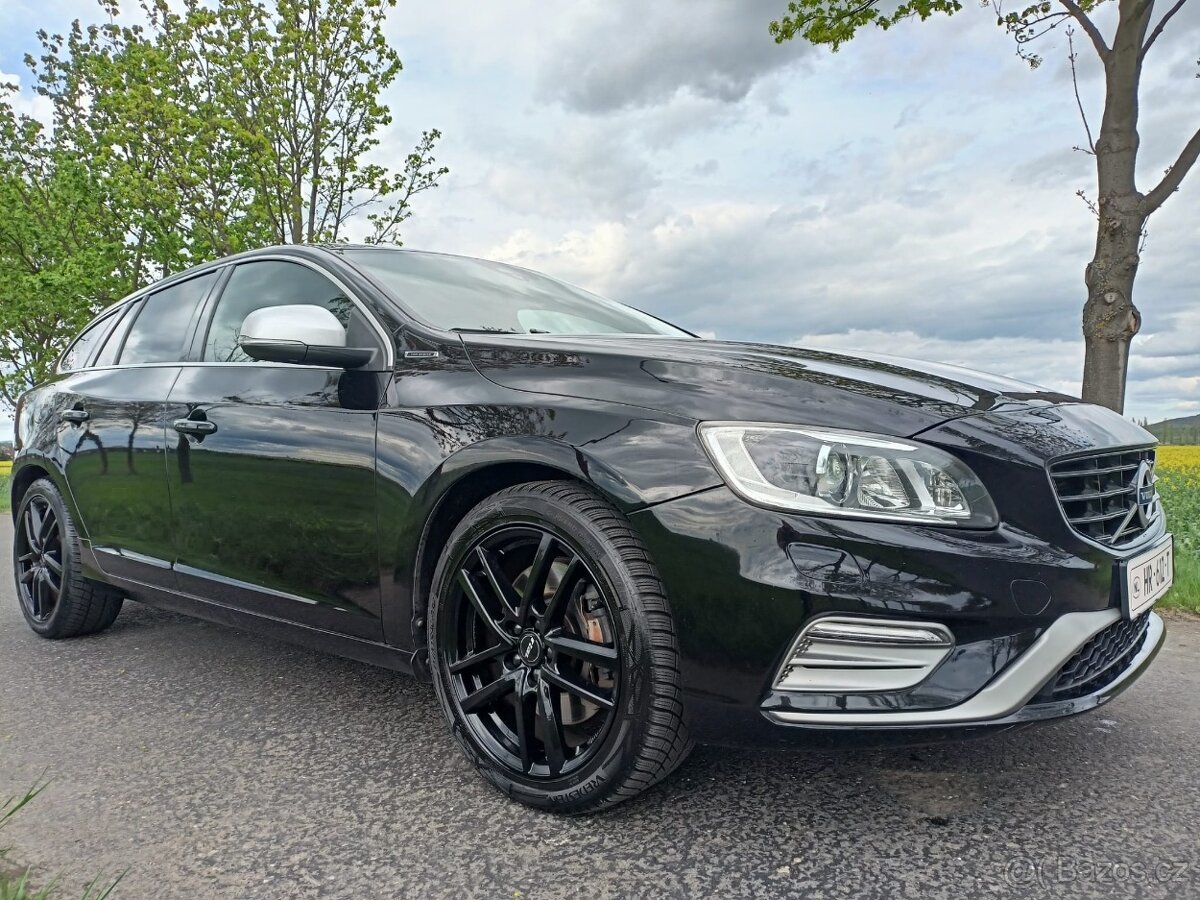 Volvo V60, 2.4 D6 162 kW AWD R-DESIGN HYBRID TWIN ENGINE