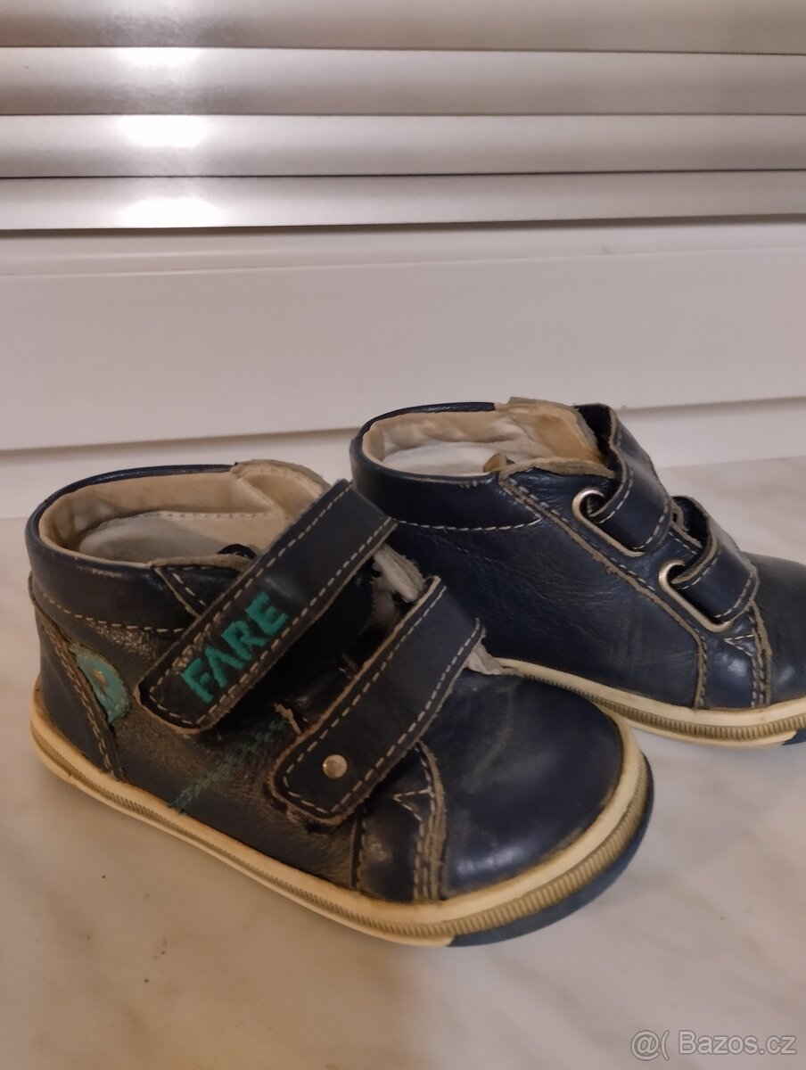 Chlapecké boty celoroční 21