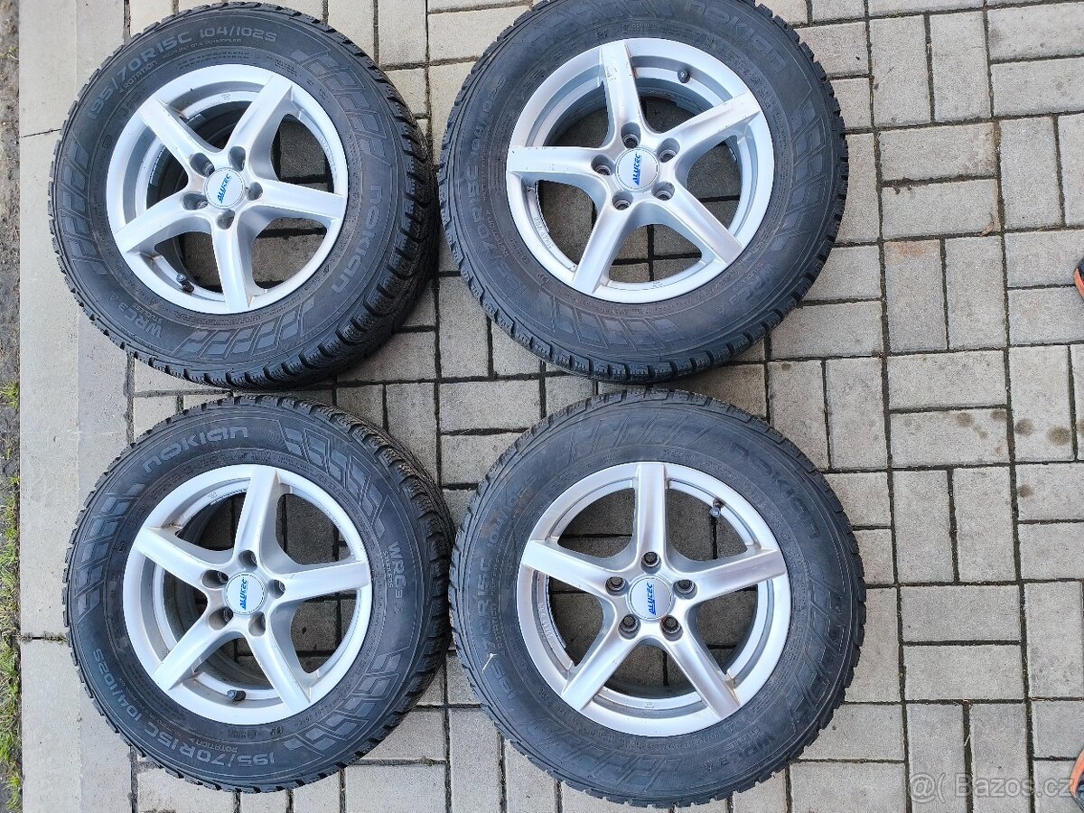 195/70r15c
