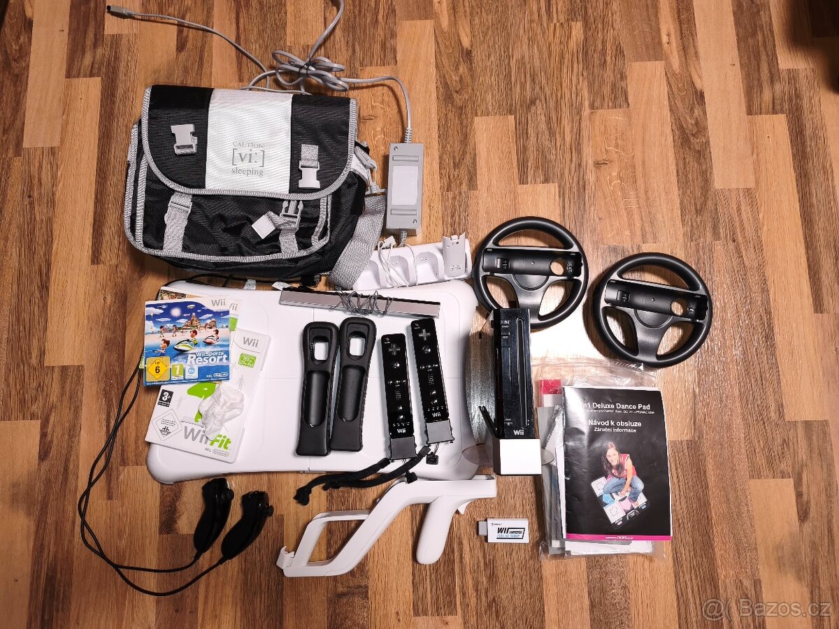 Nintendo Wii + hodně příslušenství