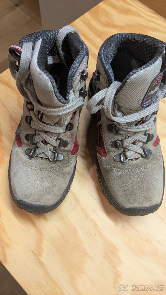 Trekové, zimní, celoroční, kotníkové boty Olang vel.31