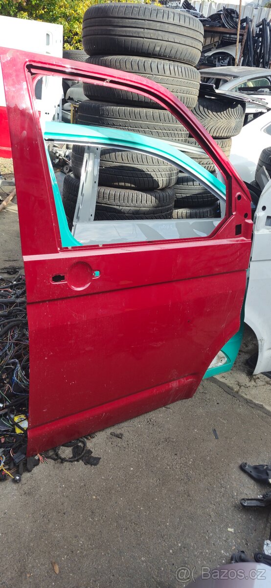 Prave predni dvere vw transporter T5 T6