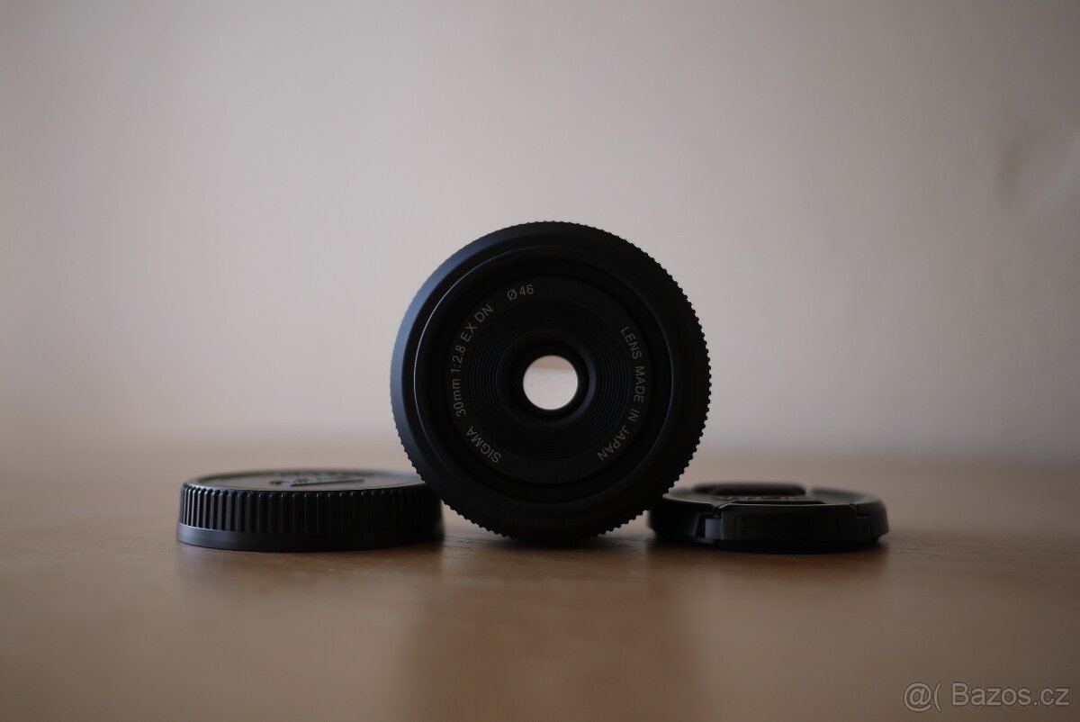 Objektiv Sigma 30mm F2.8...