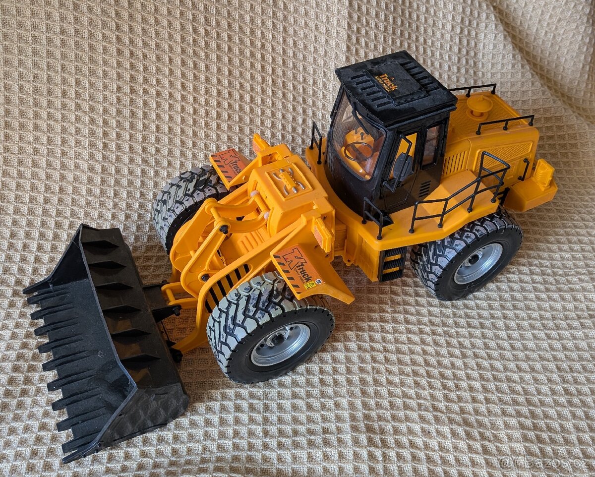 Za odvoz - RC auta - 6 ks