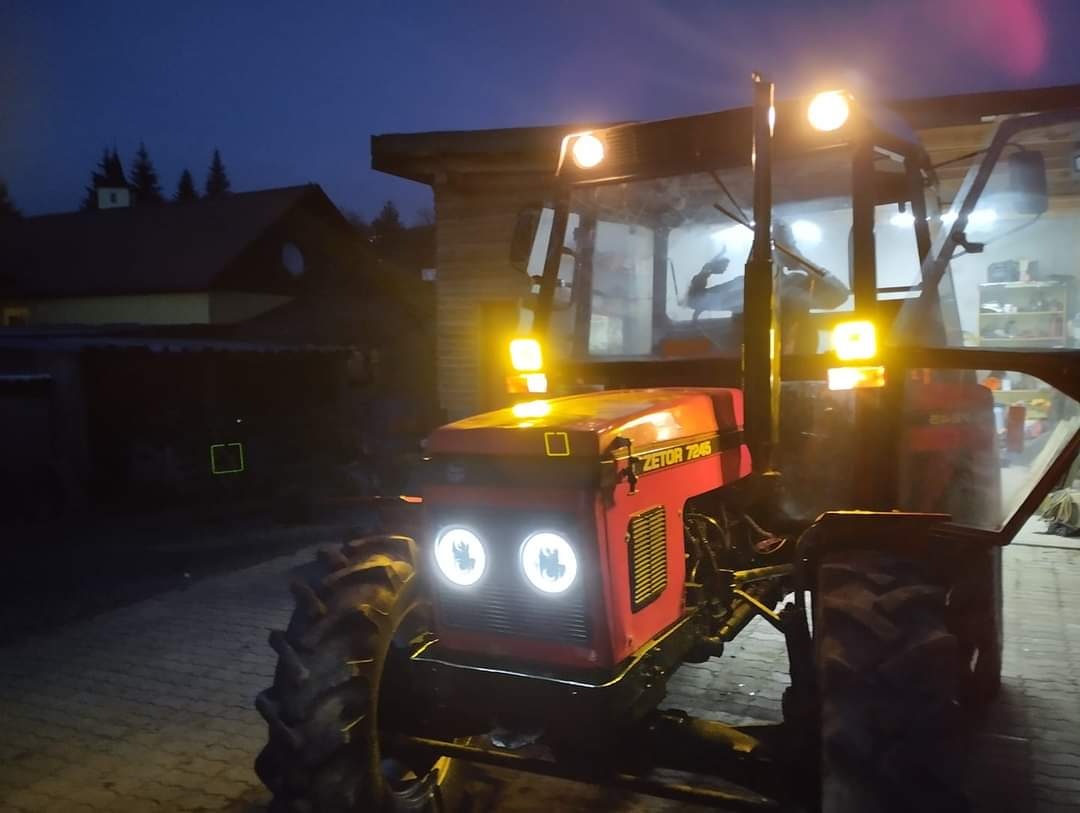 Zetor Predné LED Svetla 140mm 5,75' (angel eyes)