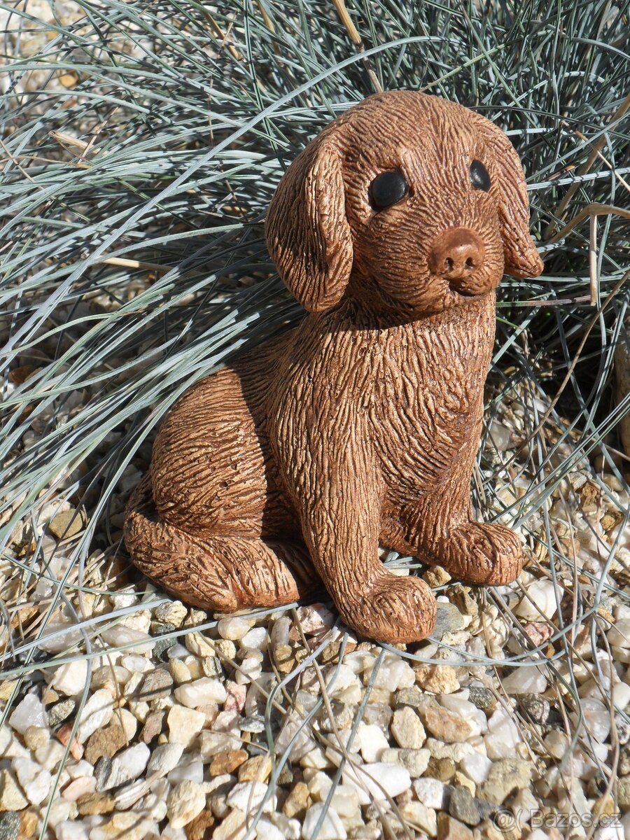 Zahradní dekorace - pejsek, pes, umělý kámen