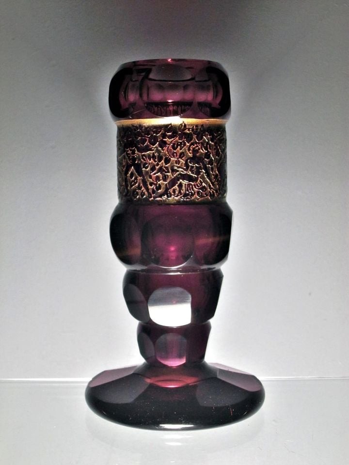 Malá váza - oroplastika Moser