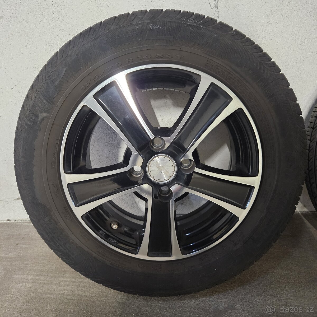 Alu disky Platin s Pneu