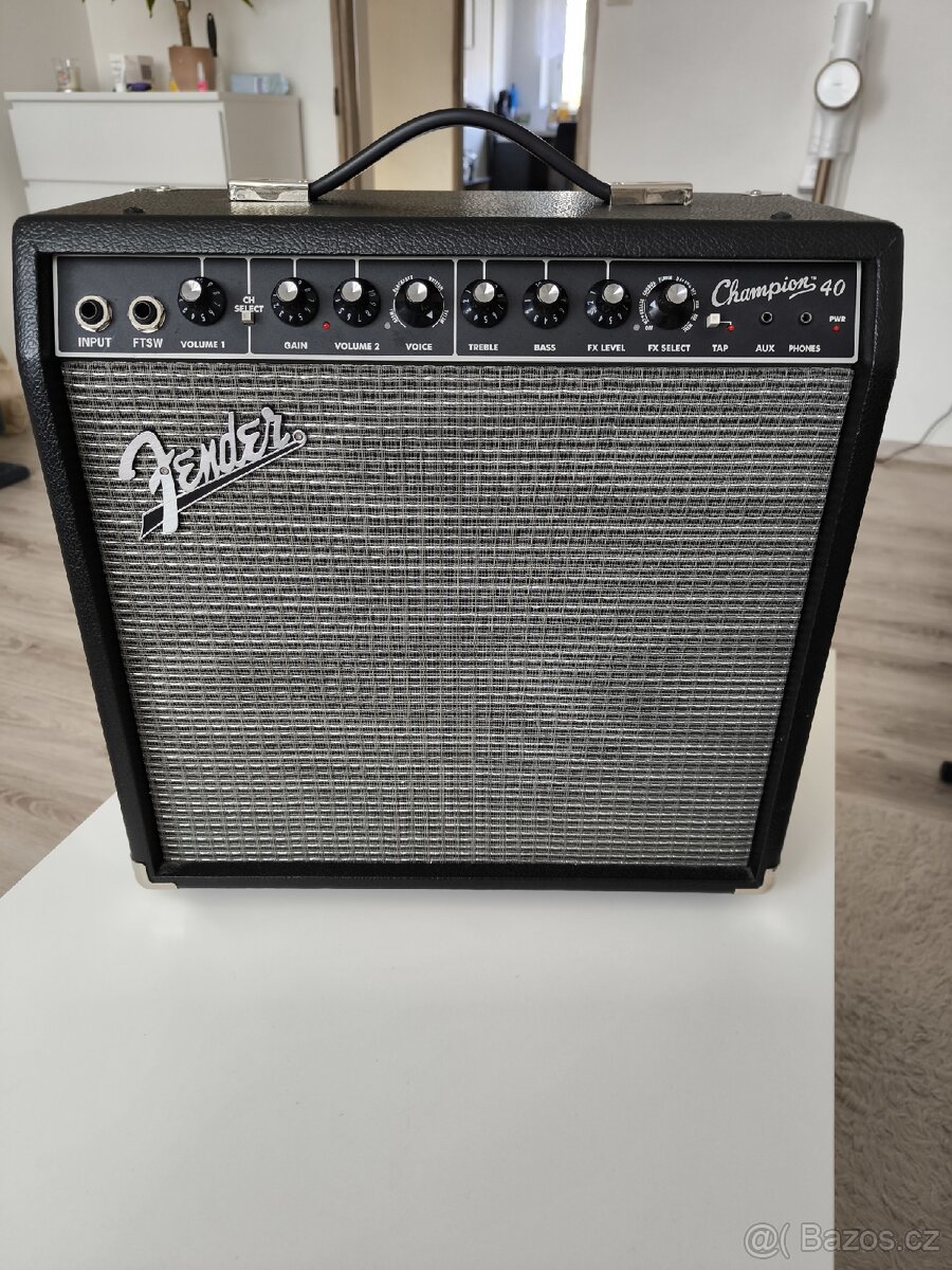 Kombo Fender Champion 40