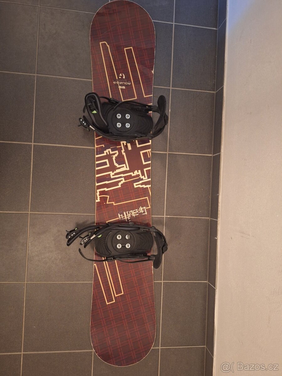 snowboard Gravity 156cm (možná 159) včetně vázání i bot