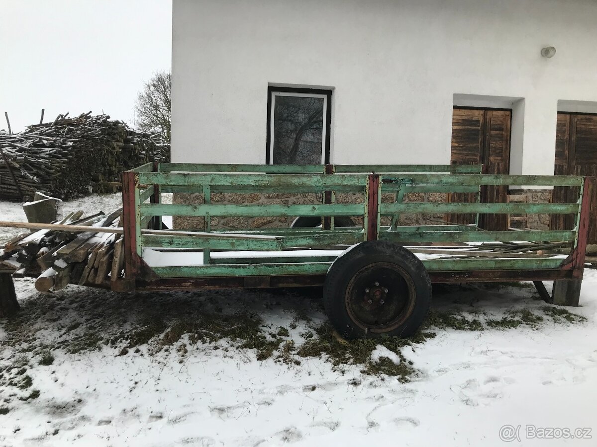 Prodám velkou plošinu za traktor, levně