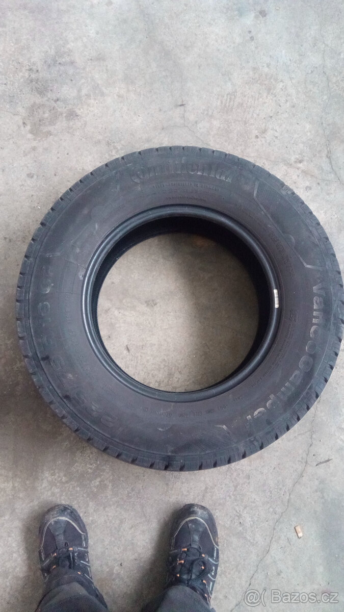 Continental Vanco Camper 225/75 R16 CP