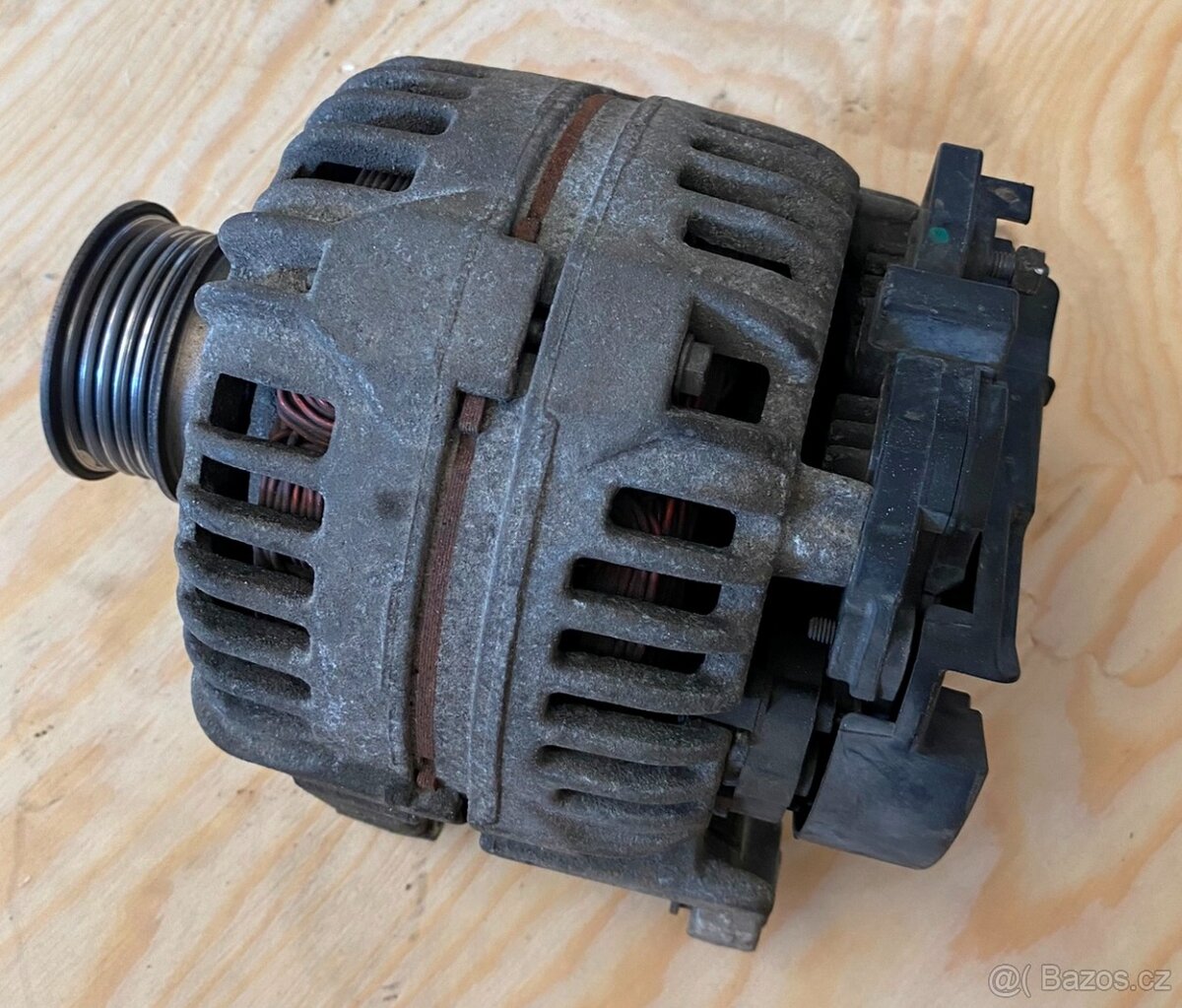 Alternátor OPEL 55556067