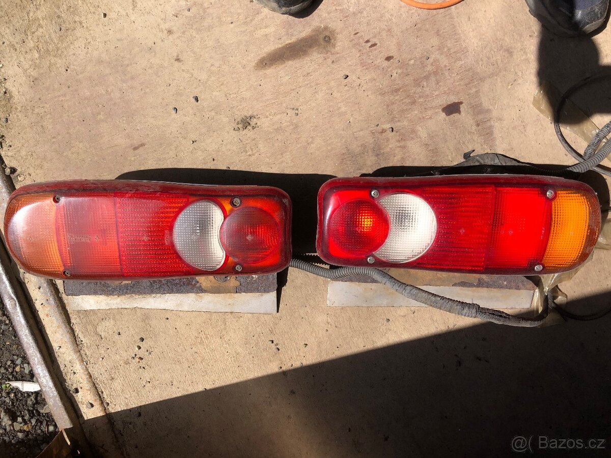 ZADNÍ SVĚTLA VOZÍK VLEK NÁKLADNÍ AUTO ATD KOMPLET