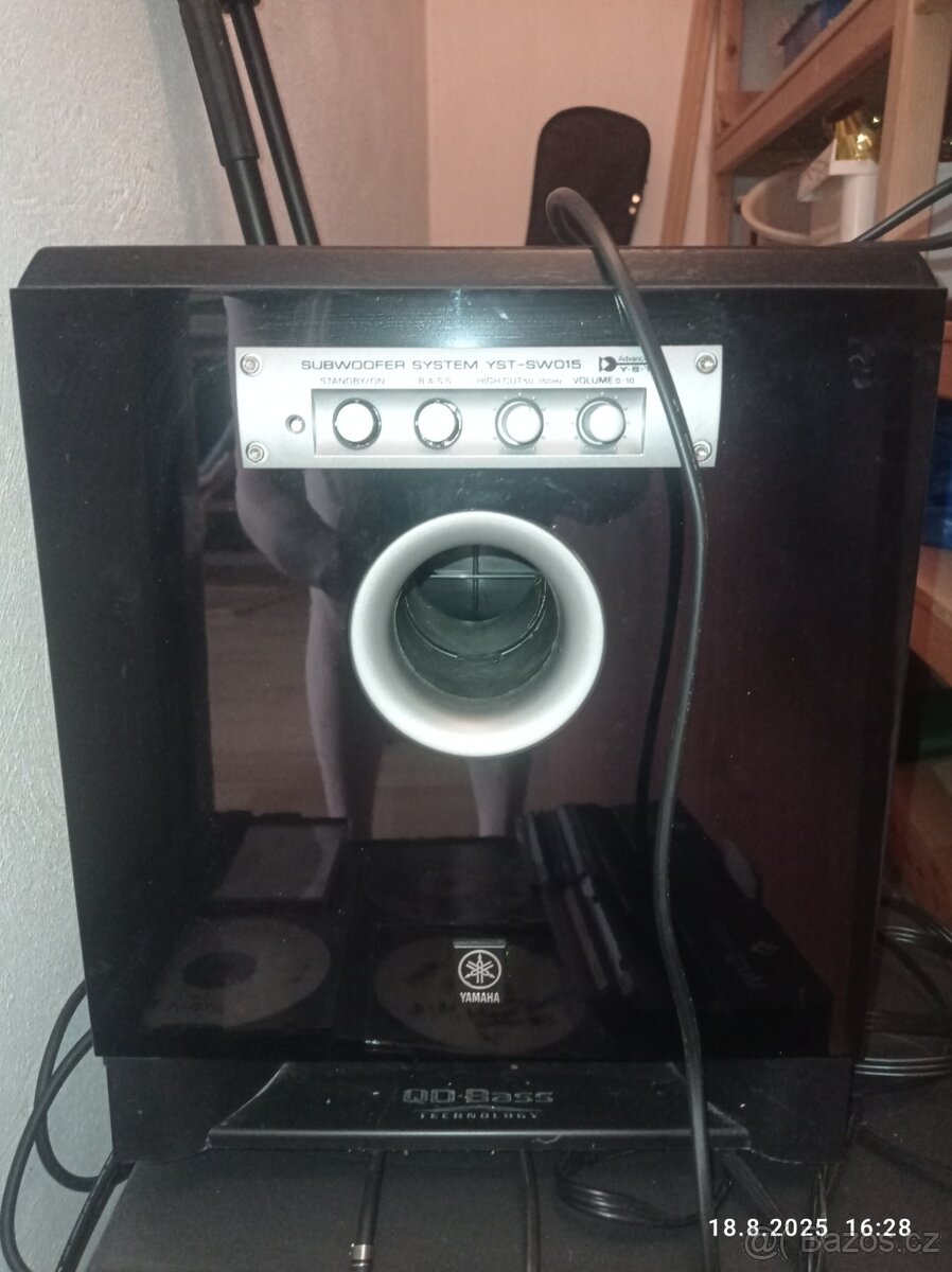 Subwoofer Yamaha YST-SW015