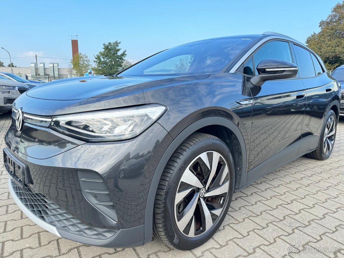 VW iD.4 PRO 150Kw,tepelko,tažné,kamera,450km