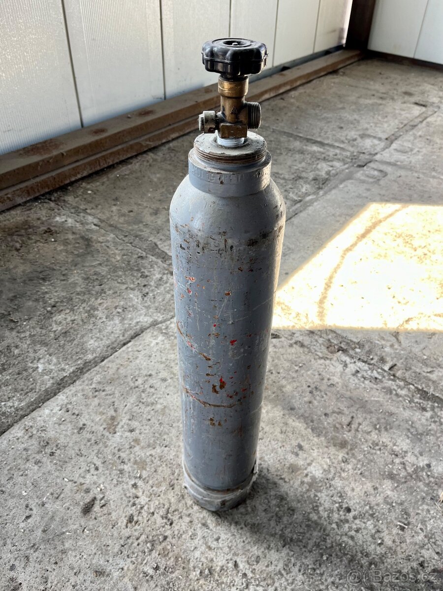 Tlaková láhev Co2 třeba na pivo