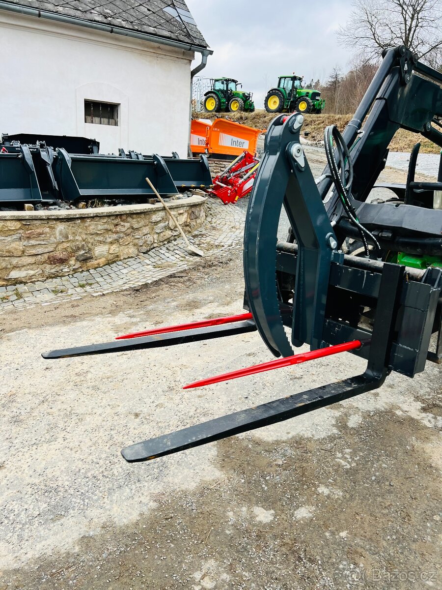 přidržovací prst na kulatinu