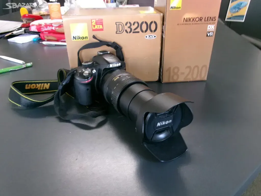 NIKON D3200+NIKKOR 18-200mm f/3,5-5,6G ED VRII DX