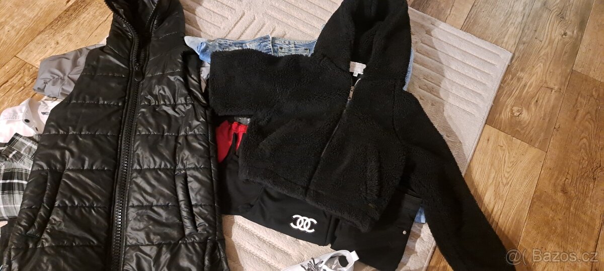 Mix dívčího oblečení vel XS-S