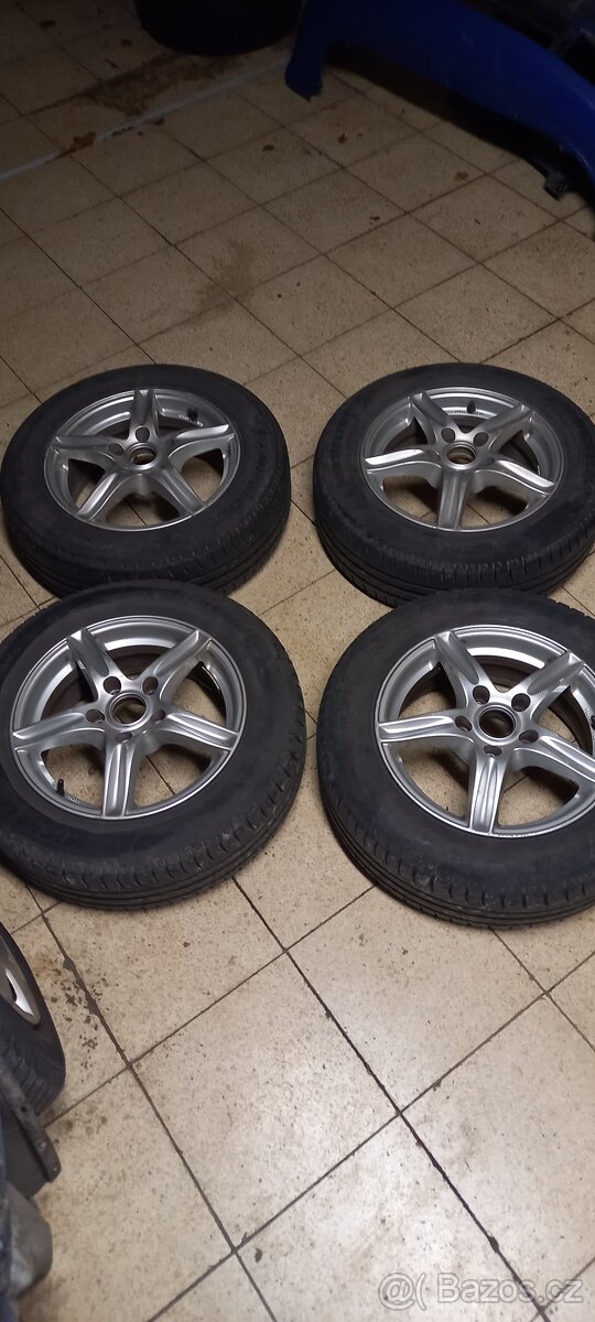 Lite kola Kia Ceed ,hyundai