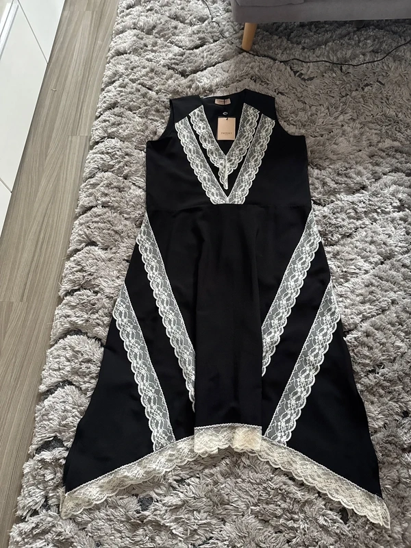 Luxusní šaty zn Twinset Milano vel L, nové