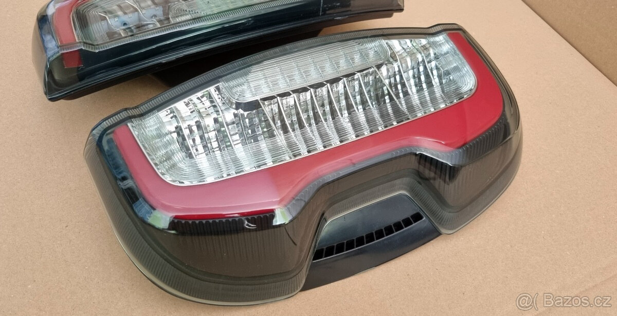LADA NIVA TRAVEL - Zadní LED světla KOMPLET