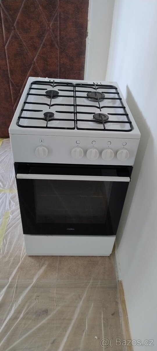 Celoplynovy sporak Mora