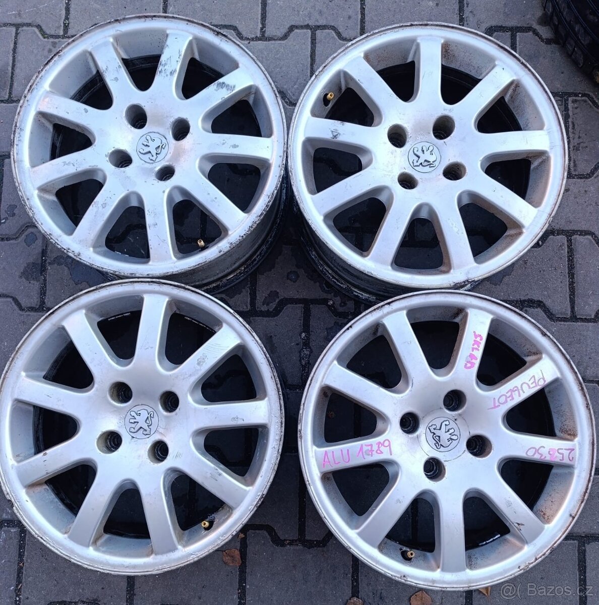 Prodám ALU kola Peugeot č. 1789