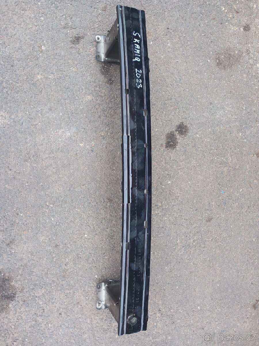 Výztuhy zadních nárazníků různé