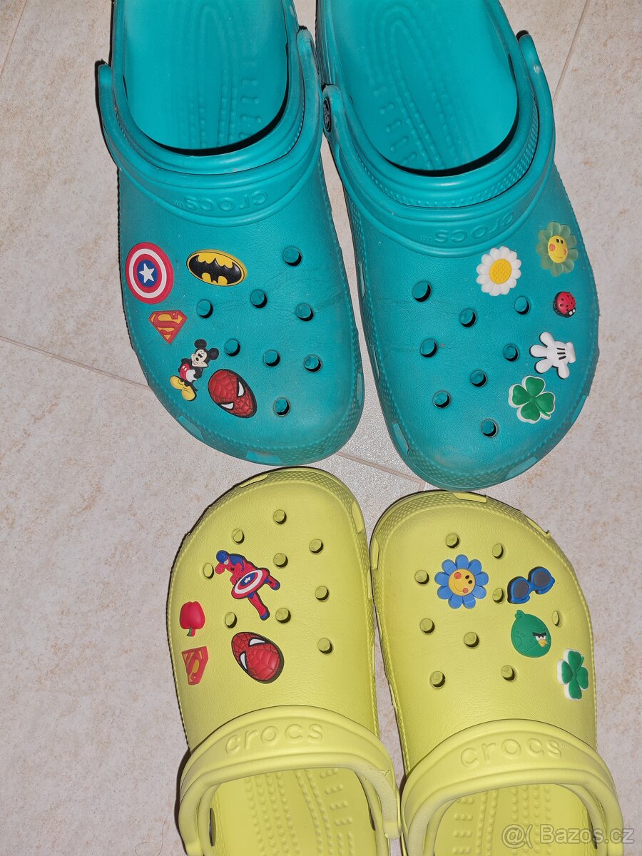 Jibbitz (ozdoby na crocs) - přívěsky na boty