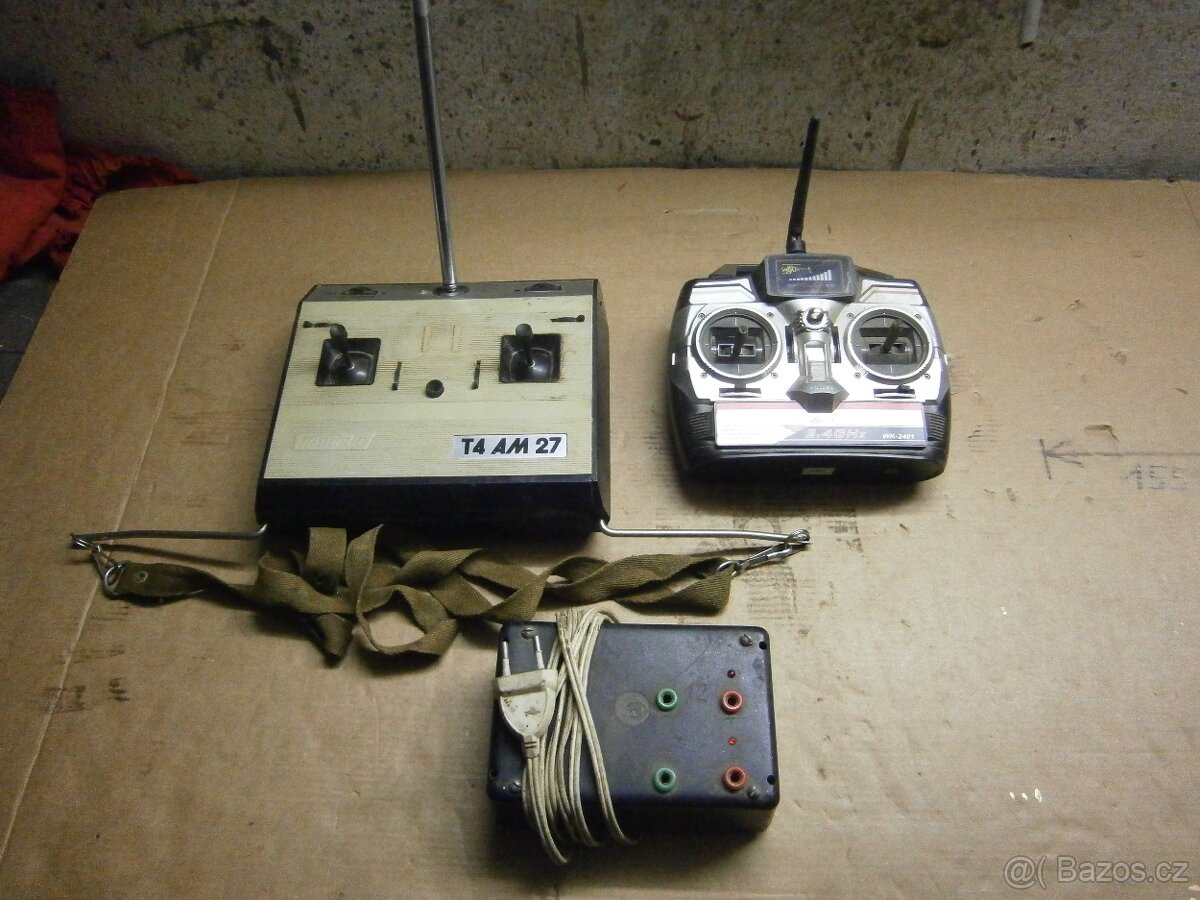 Modelářská RC vysílačka