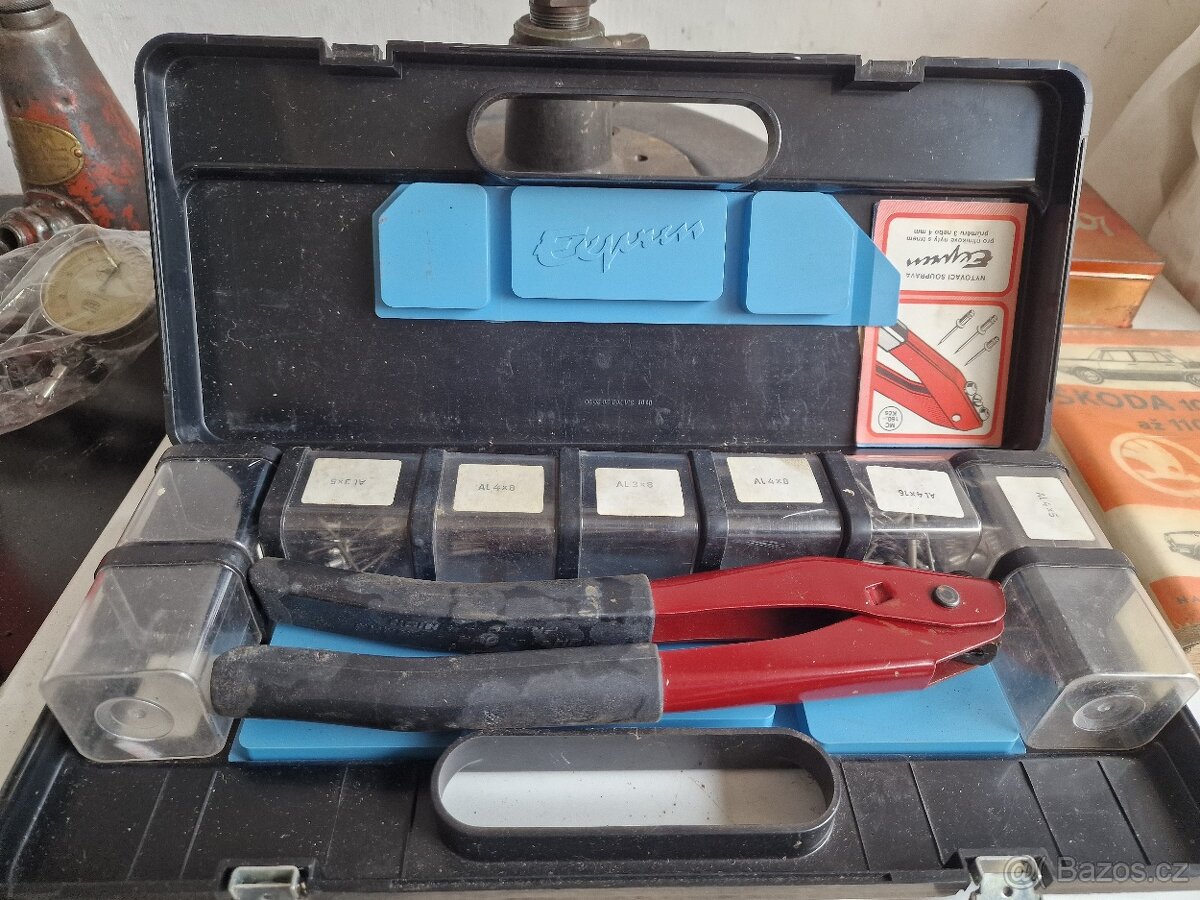 Nýtovací souprava KOH-I-NOOR