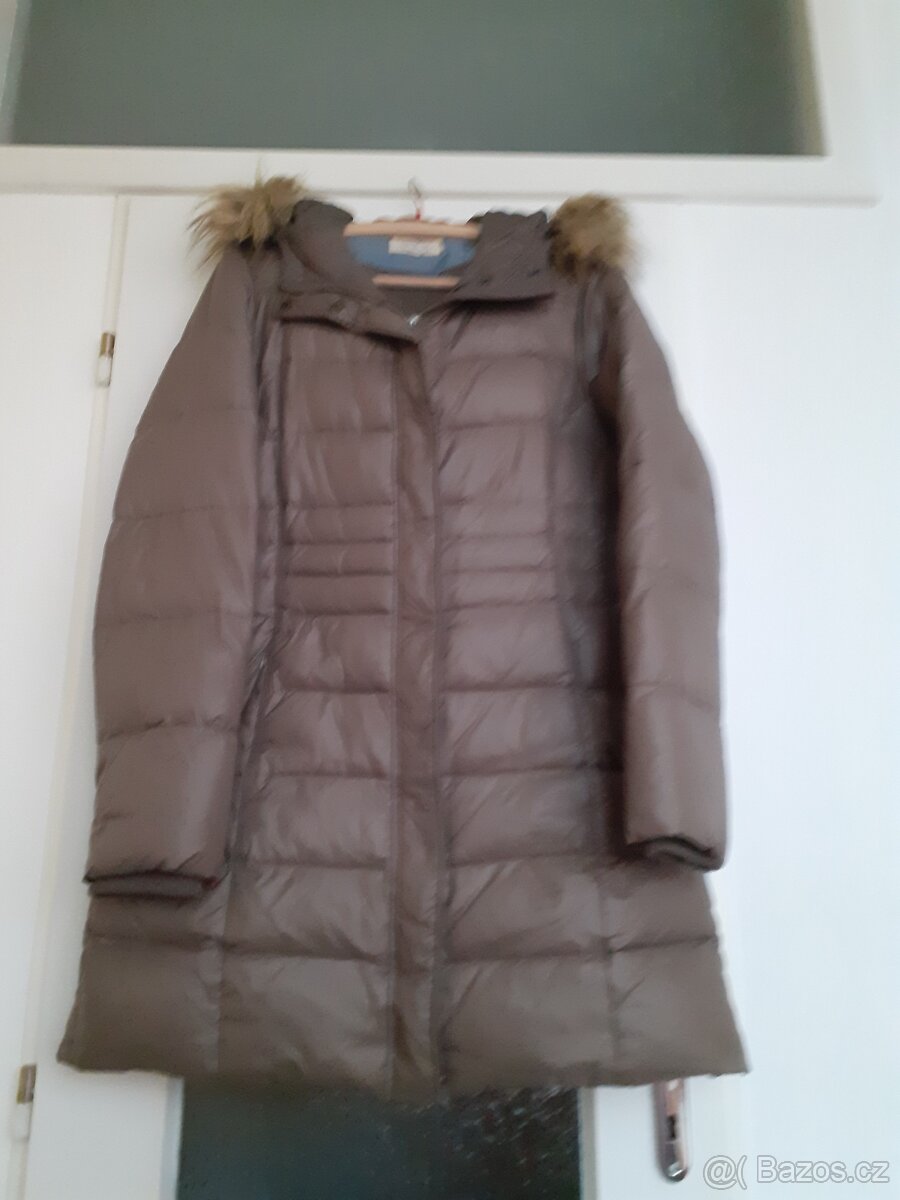 Prodám peřový kabát