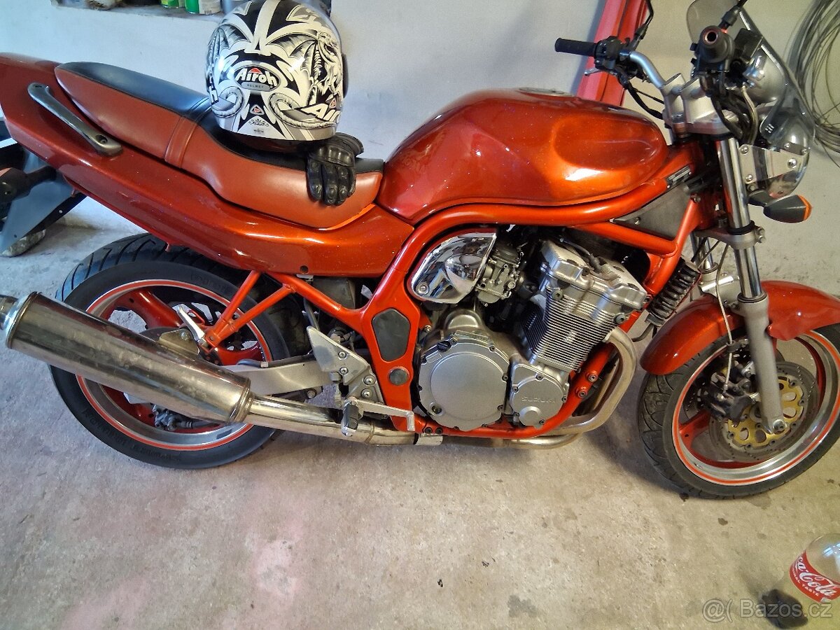 Suzuki bandit gsf 600