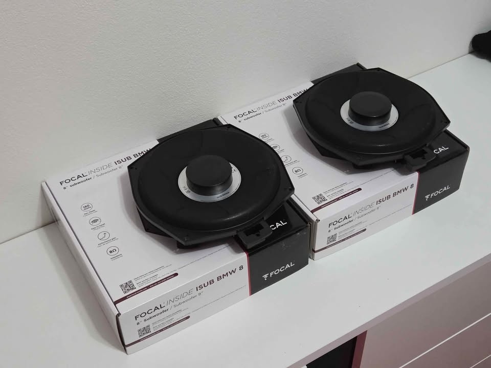 2x subwoofer FOCAL ISUB8
