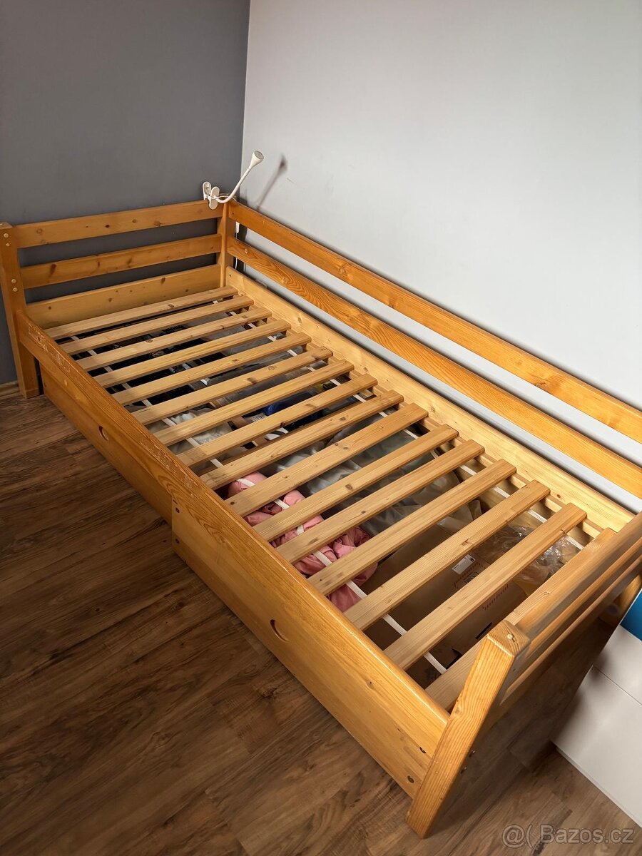 Domestav postel 90x200 se šuplíky